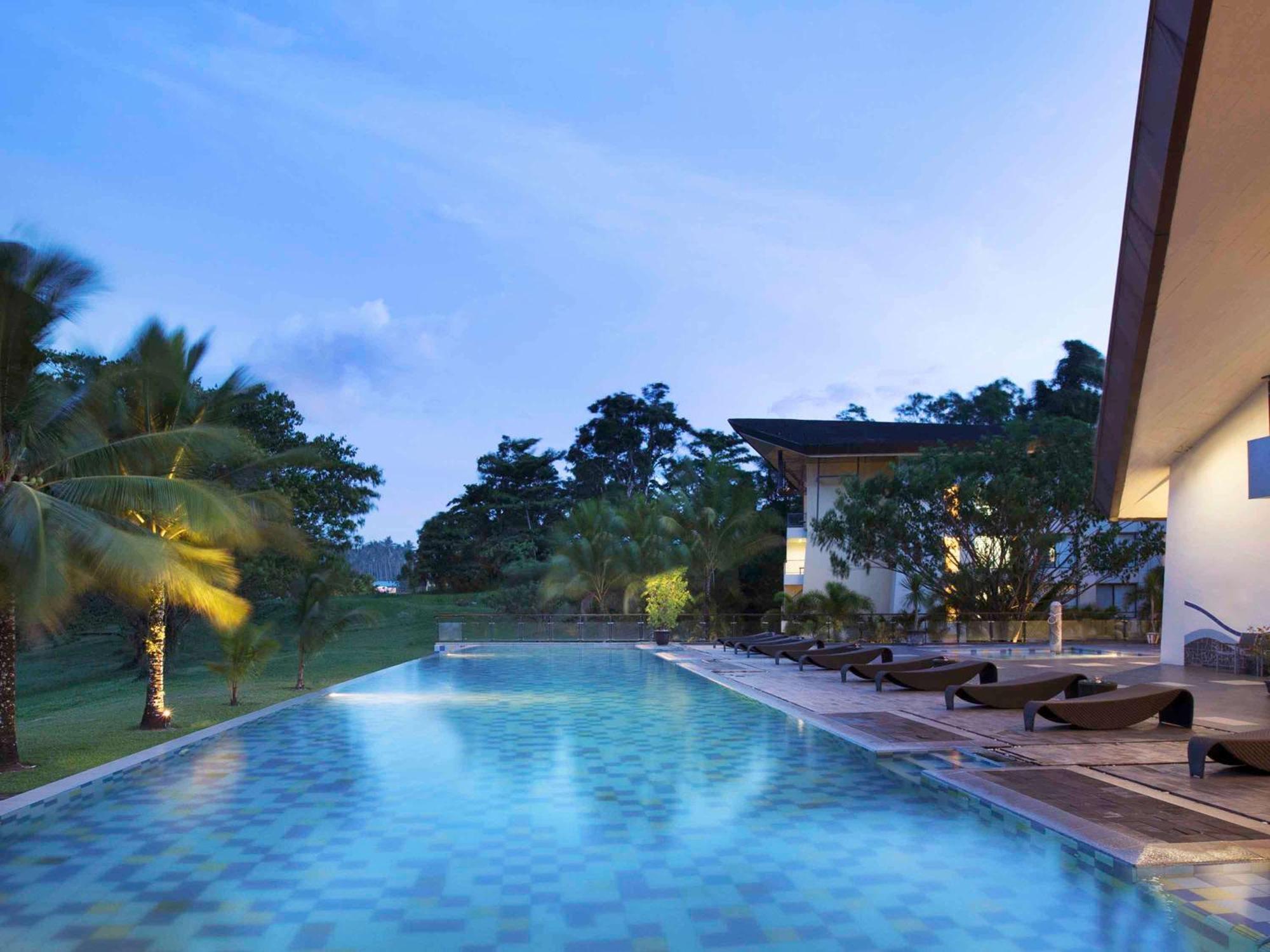 Novotel Golf & Convention Center Hotel Manado