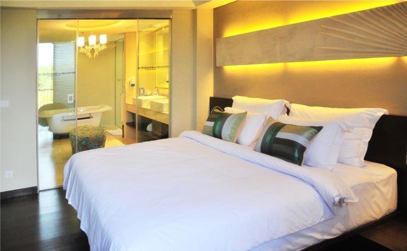Novotel Golf & Convention Center Hotel