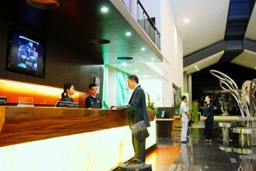 Novotel Golf & Convention Center Hotel 4*